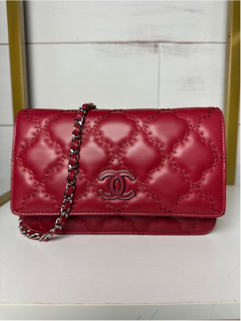 $3,850 MSRP Chanel Wallet on Chain